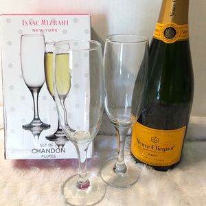 2 Issac Mizrahi Chandon Flutes (set of 2)